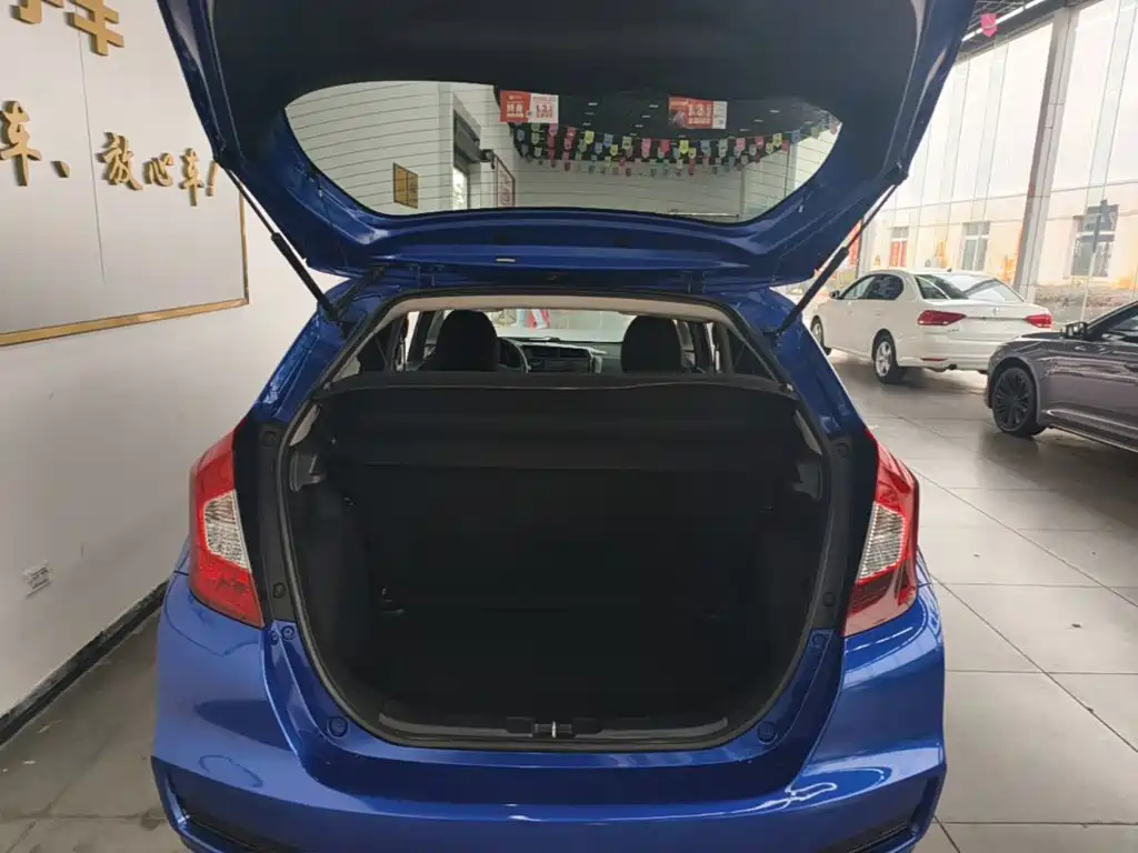 Honda Fit — фото 19