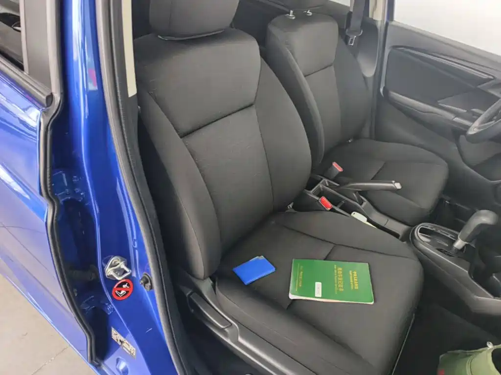 Honda Fit — фото 25