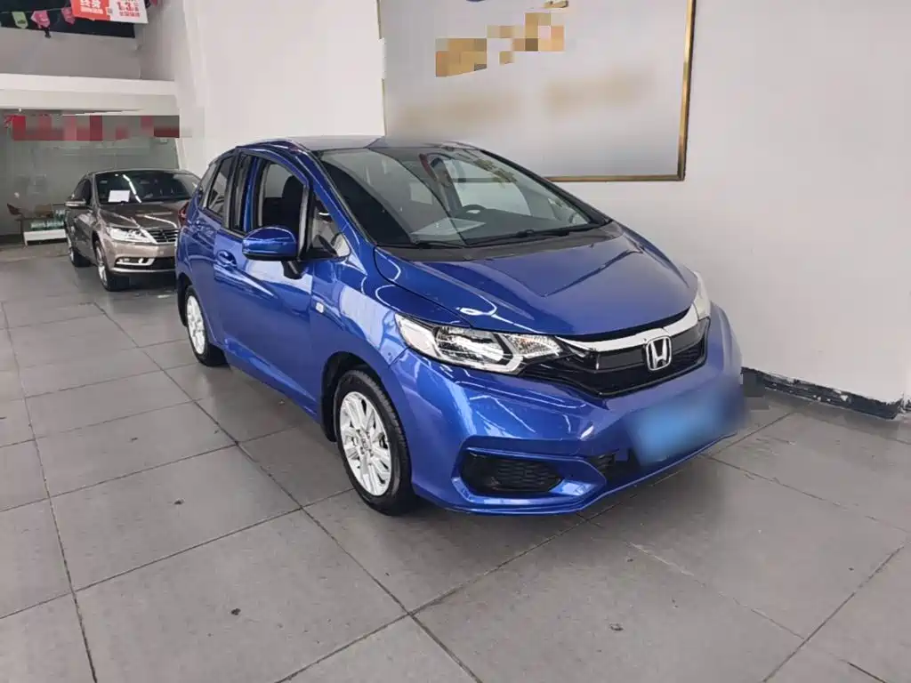 Honda Fit — фото 4