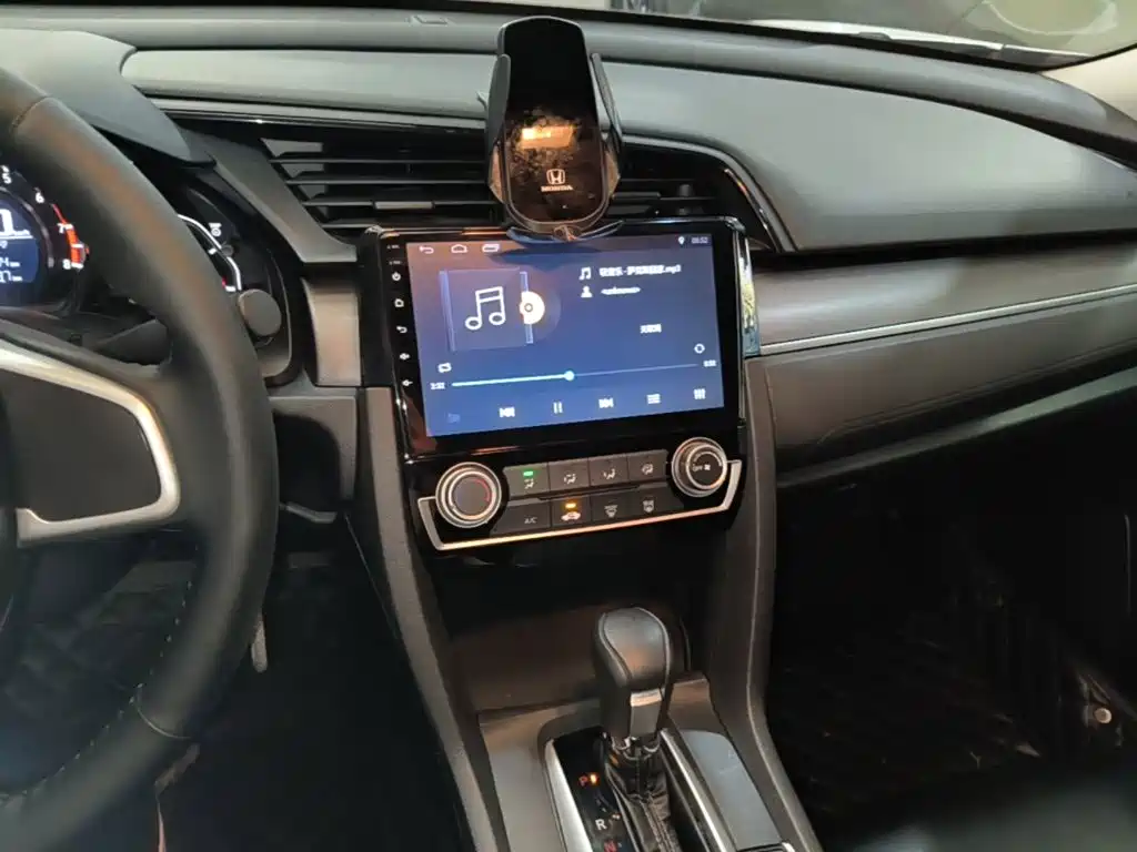 Honda Civic — фото 13