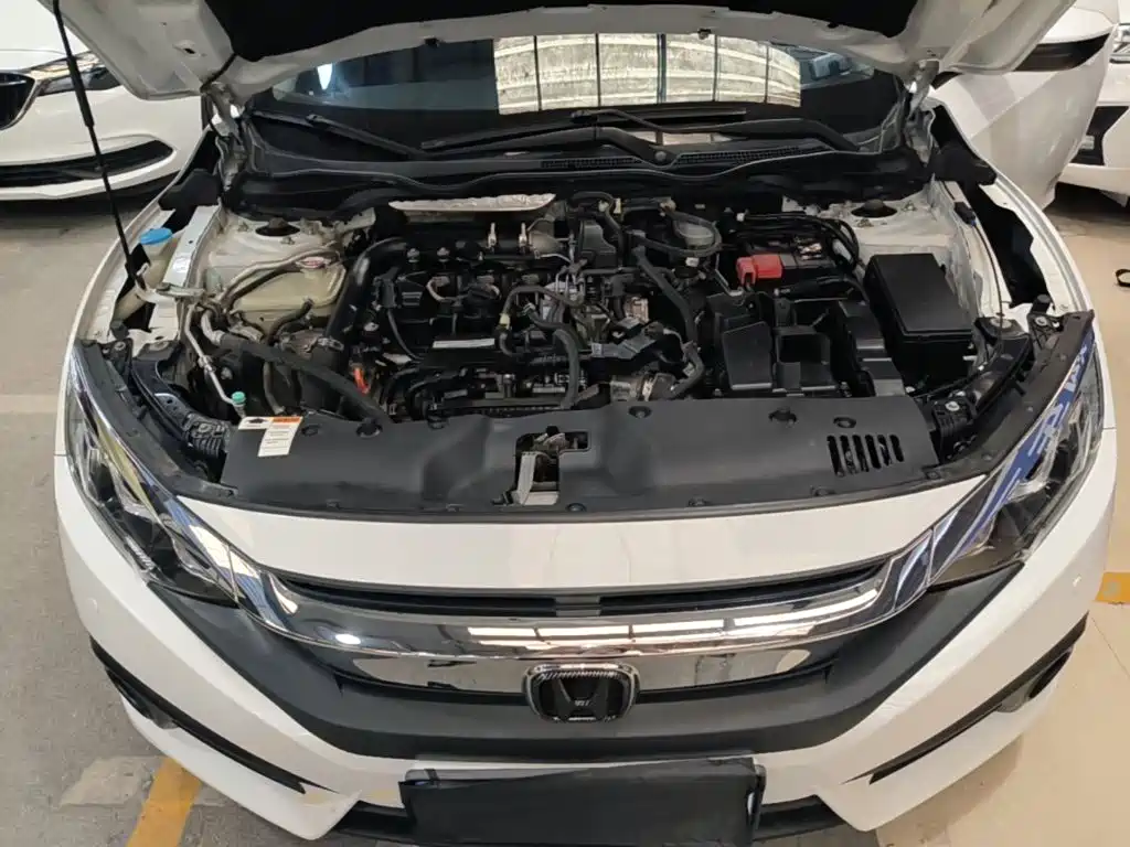 Honda Civic — фото 20