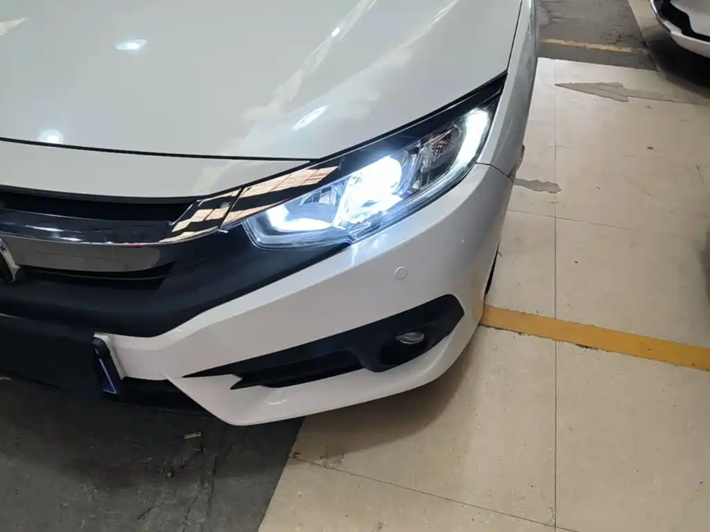 Honda Civic — фото 24