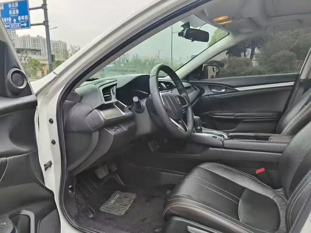 Honda Civic — фото 5