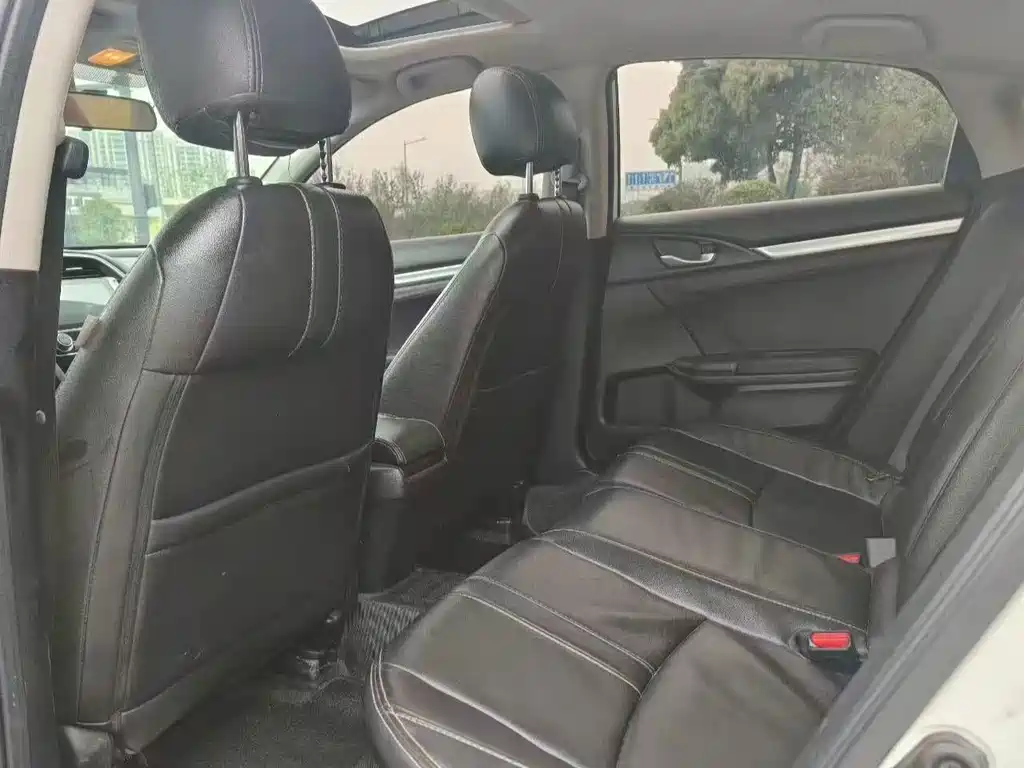 Honda Civic — фото 6