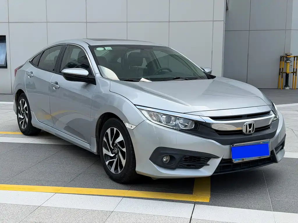 Honda Civic — фото 3