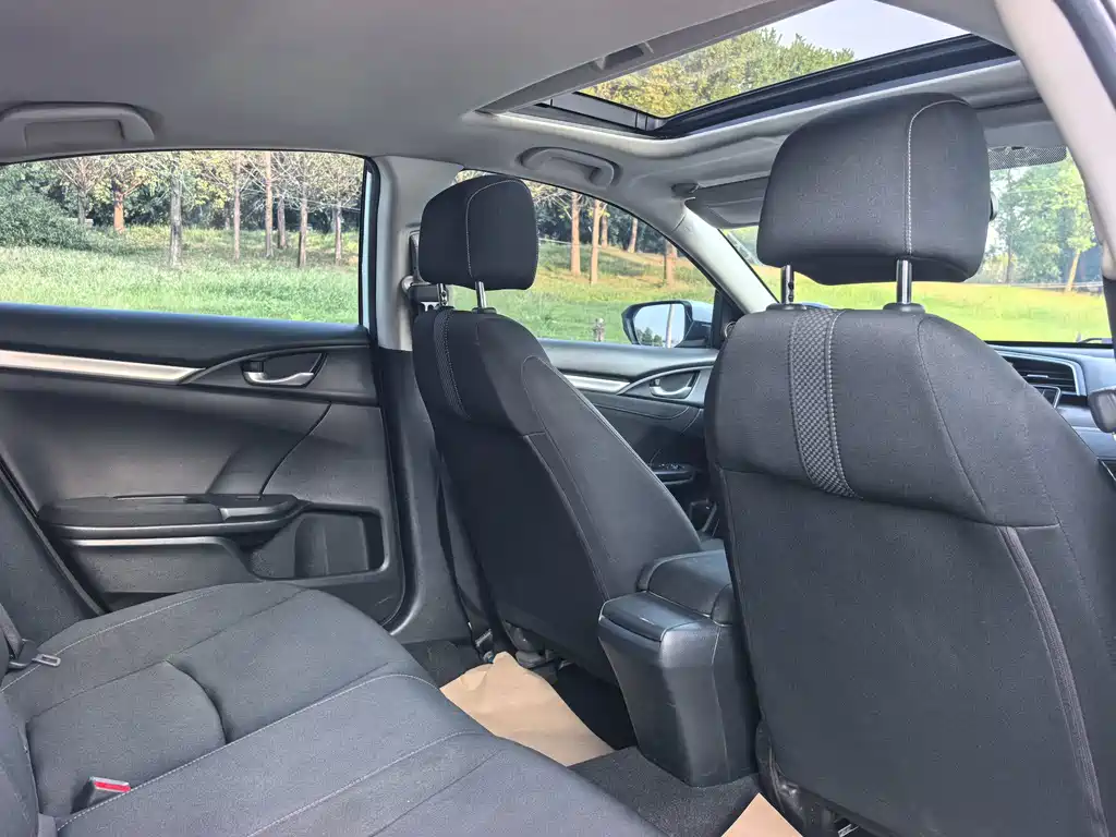Honda Civic — фото 13