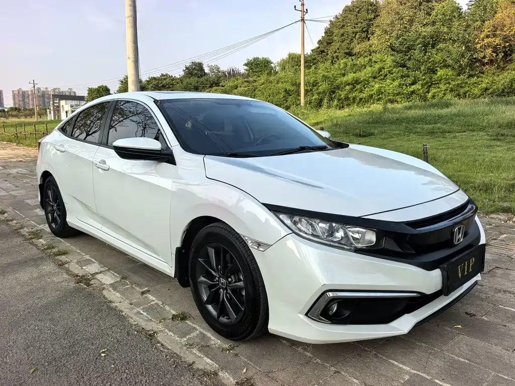 Honda Civic — фото 3