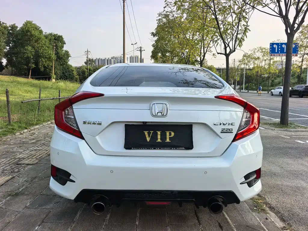 Honda Civic — фото 6