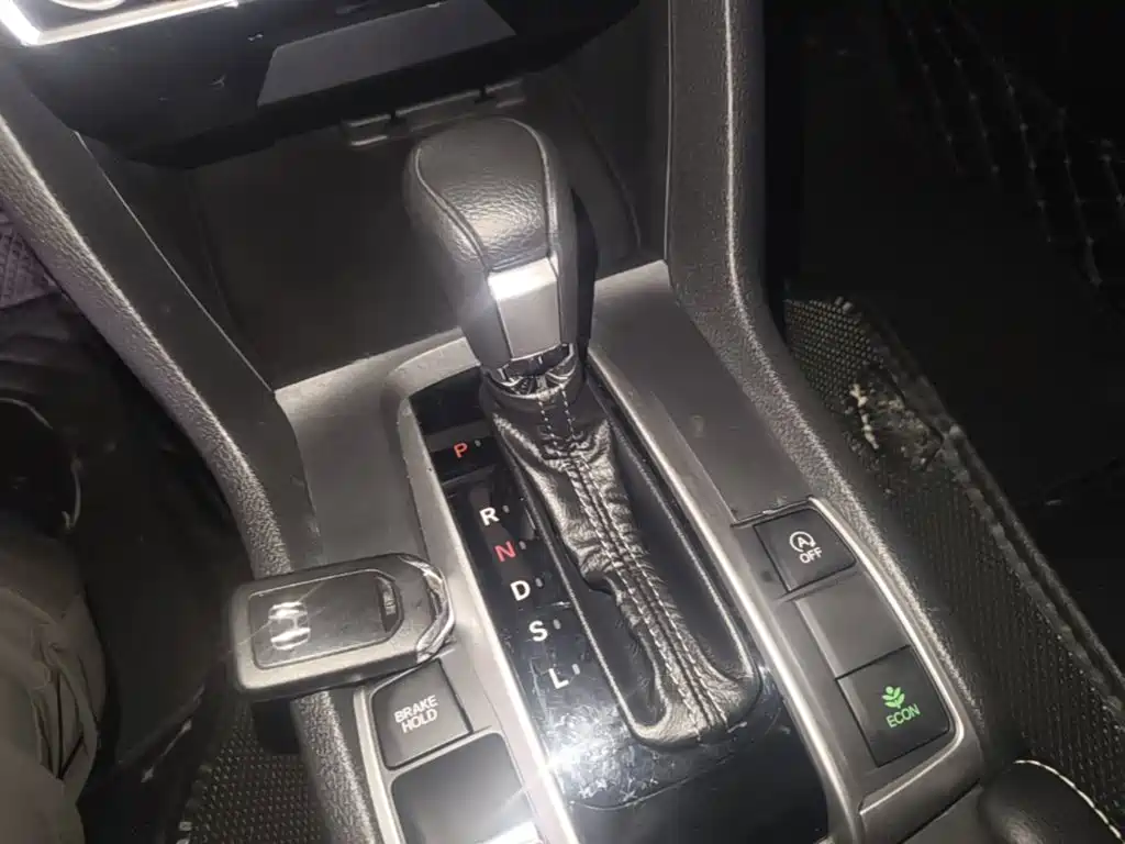 Honda Civic — фото 14