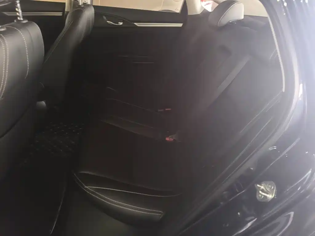 Honda Civic — фото 17