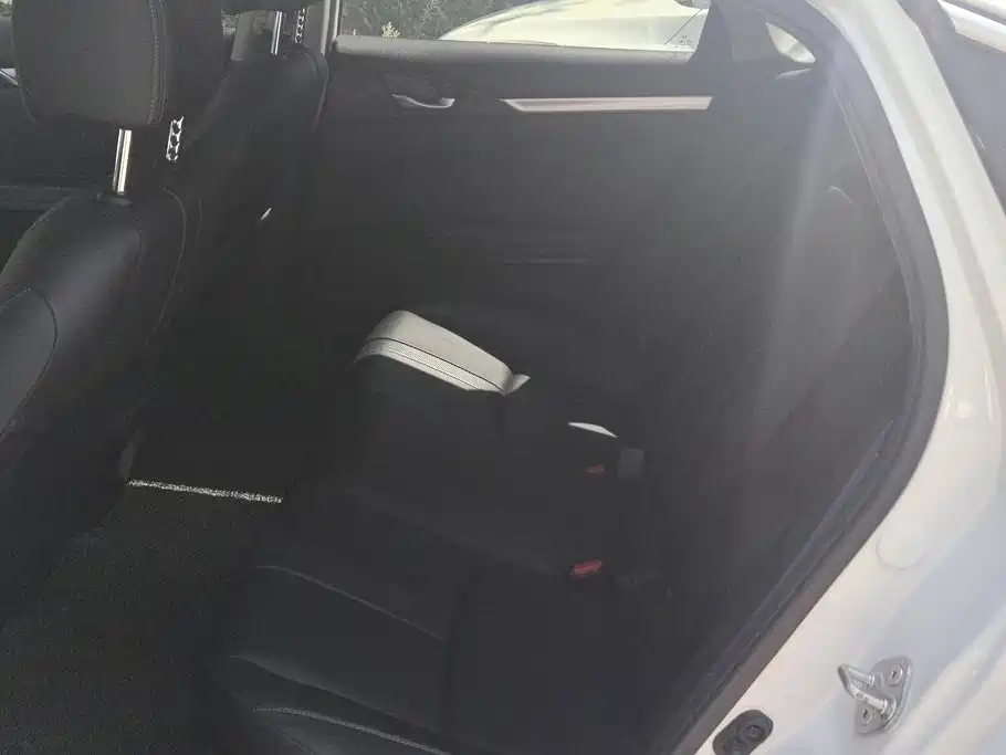 Honda Civic — фото 11