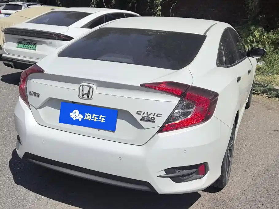 Honda Civic — фото 3