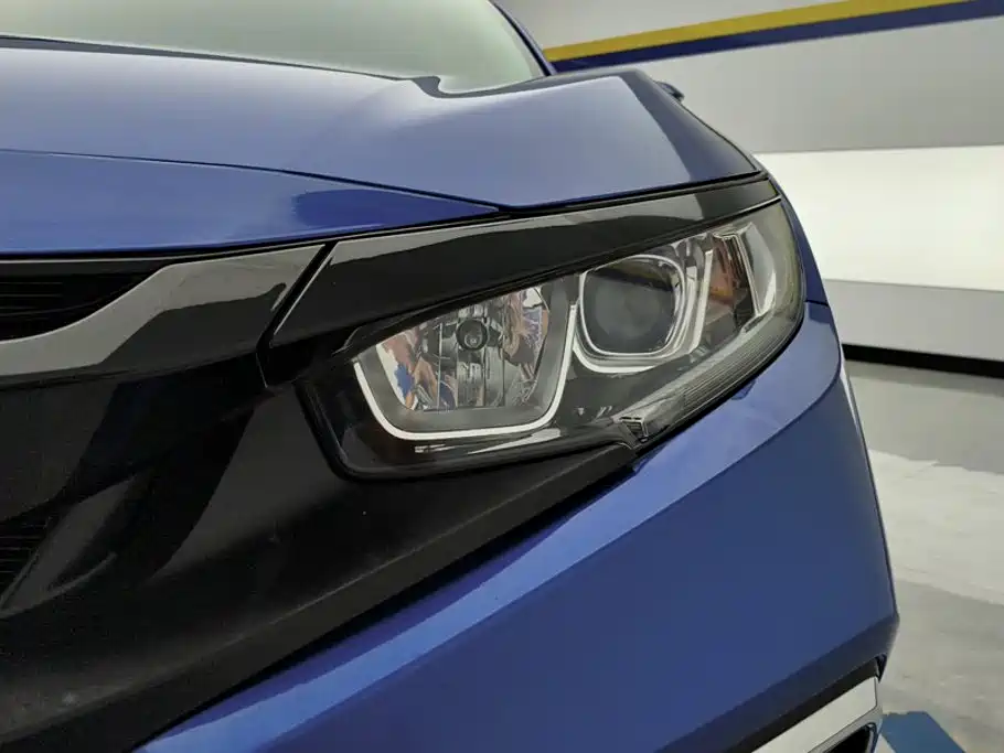 Honda Civic — фото 5