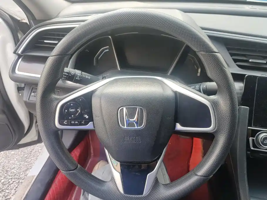 Honda Civic — фото 15