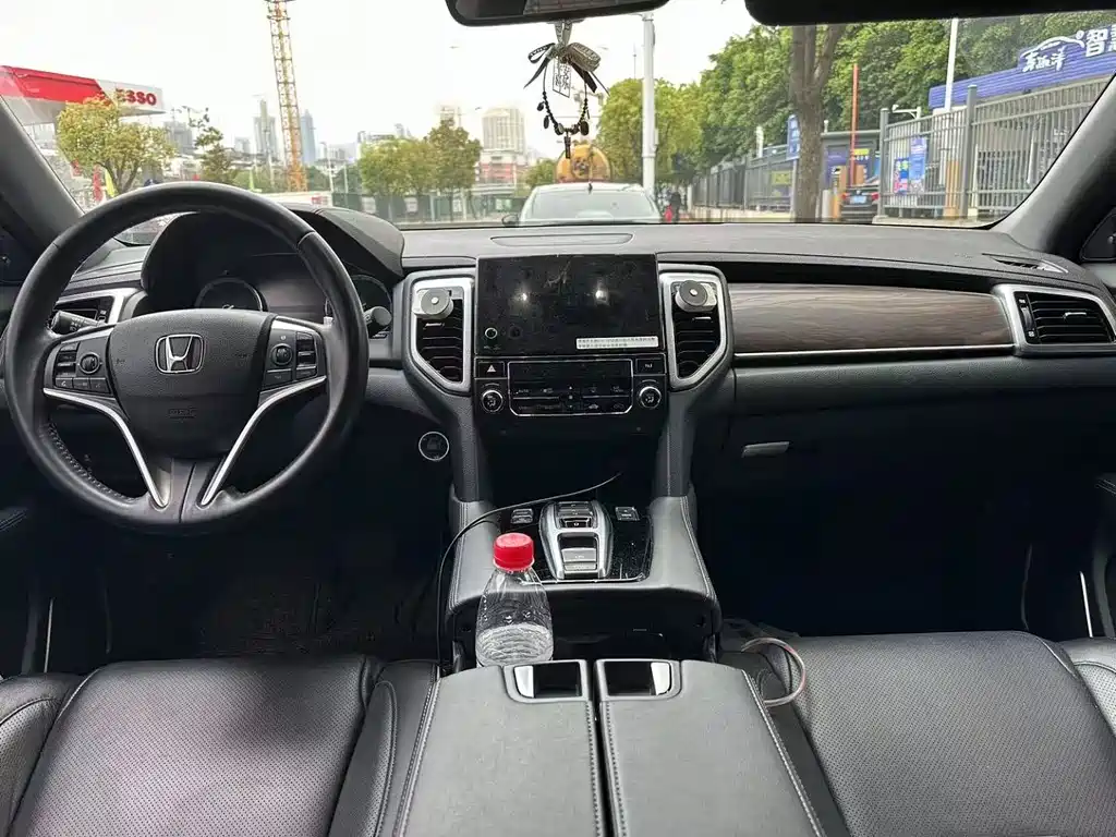 Honda UR-V — фото 4