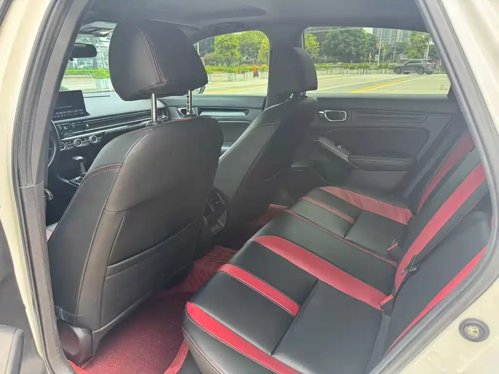 Honda Civic — фото 9