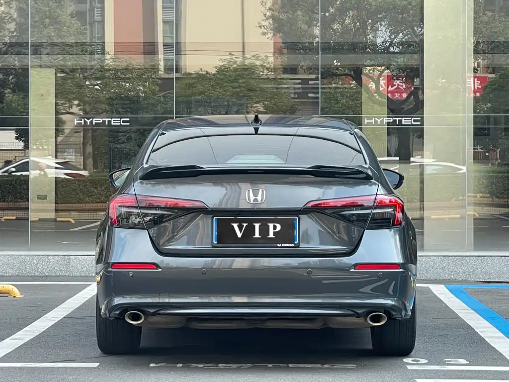 Honda Civic — фото 10