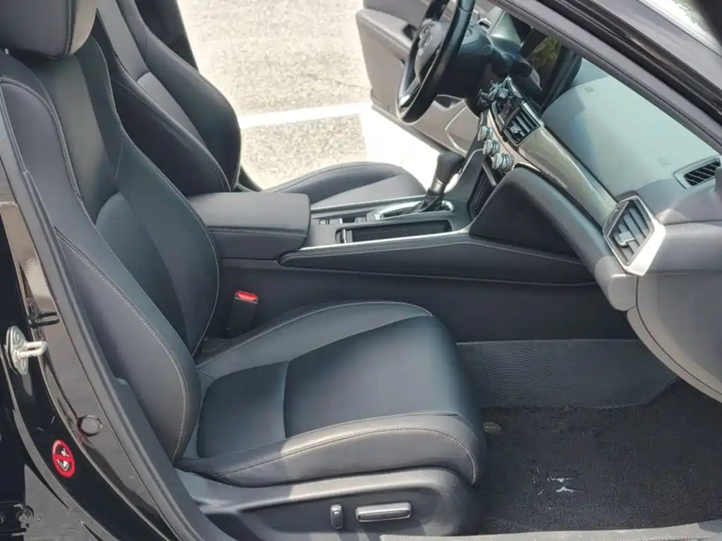 Honda Inspire — фото 14