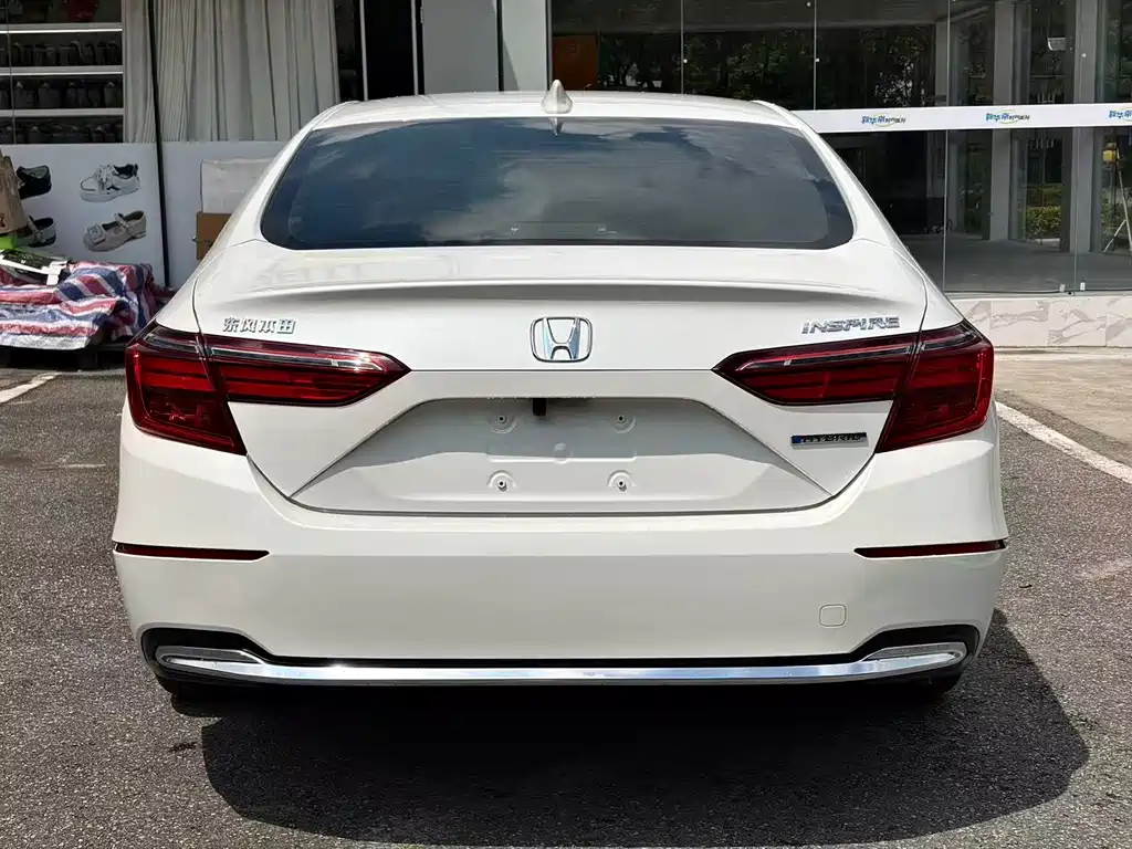 Honda Inspire — фото 7