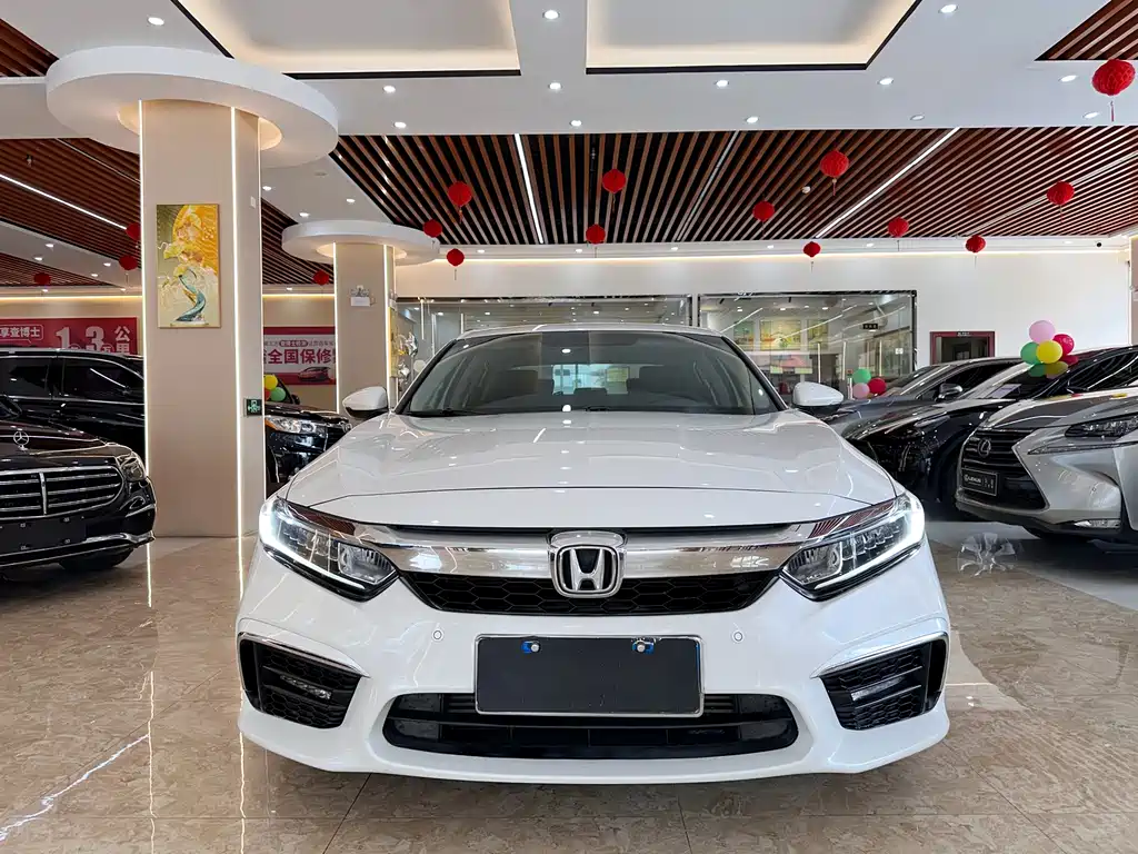 Honda Inspire — фото 2