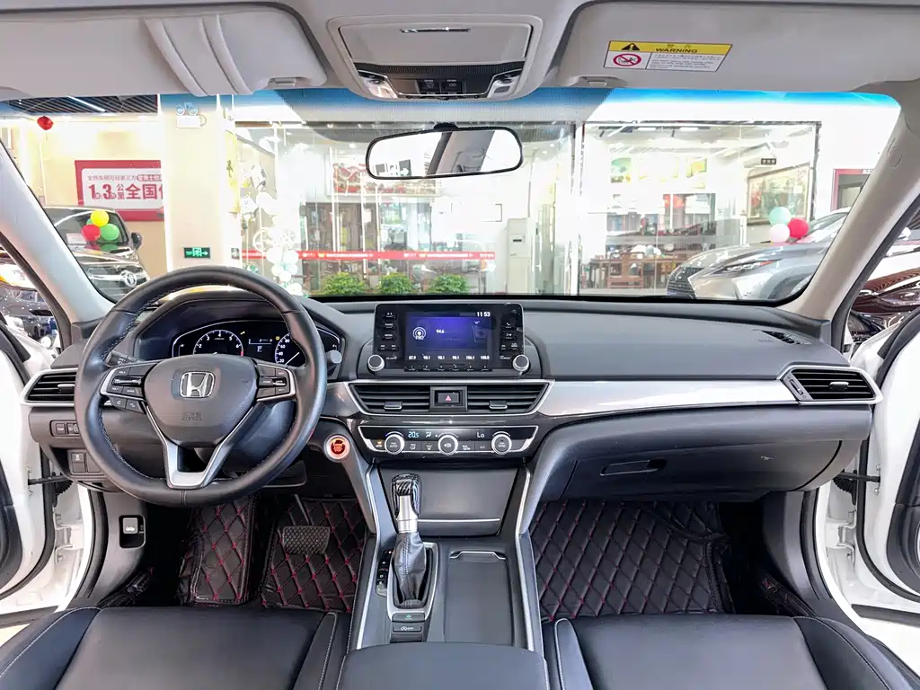 Honda Inspire — фото 14