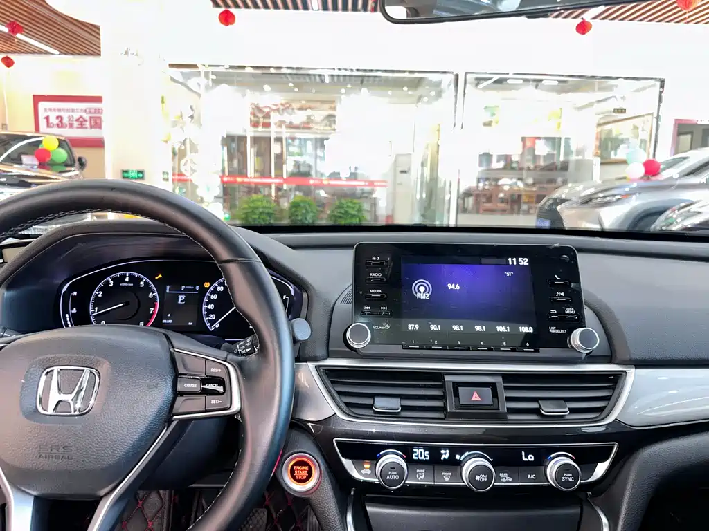 Honda Inspire — фото 10