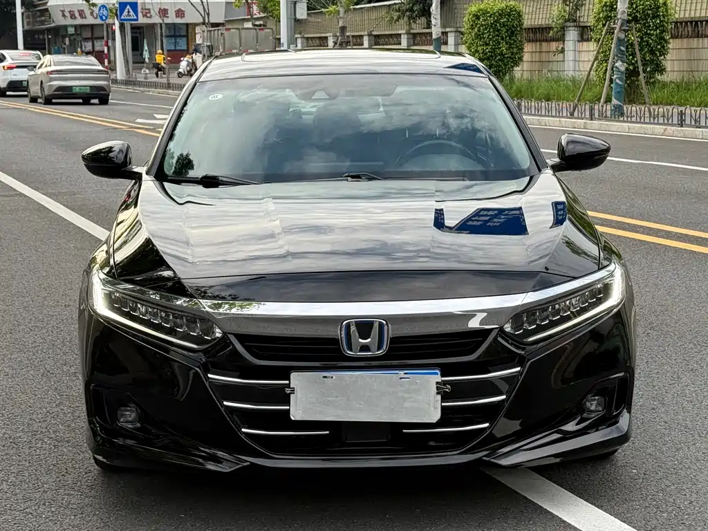 Honda Accord — фото 2