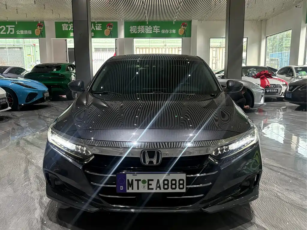 Honda Accord — фото 2