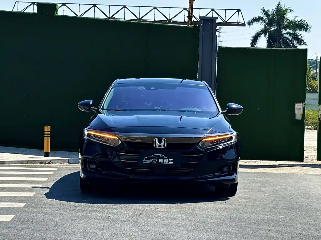 Honda Accord — фото 2