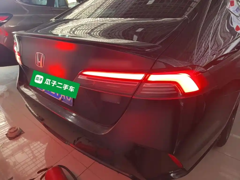 Honda Inspire — фото 6