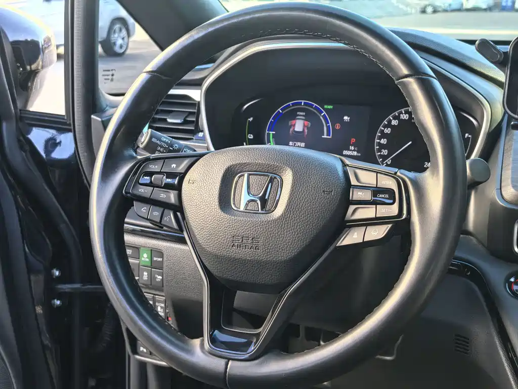 Honda Odyssey — фото 13