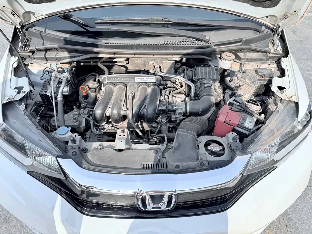Honda Fit — фото 13