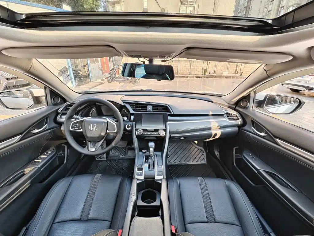 Honda Civic — фото 6
