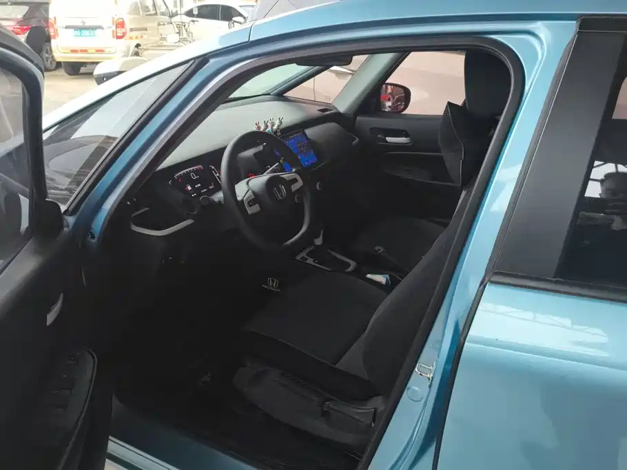 Honda Fit — фото 9