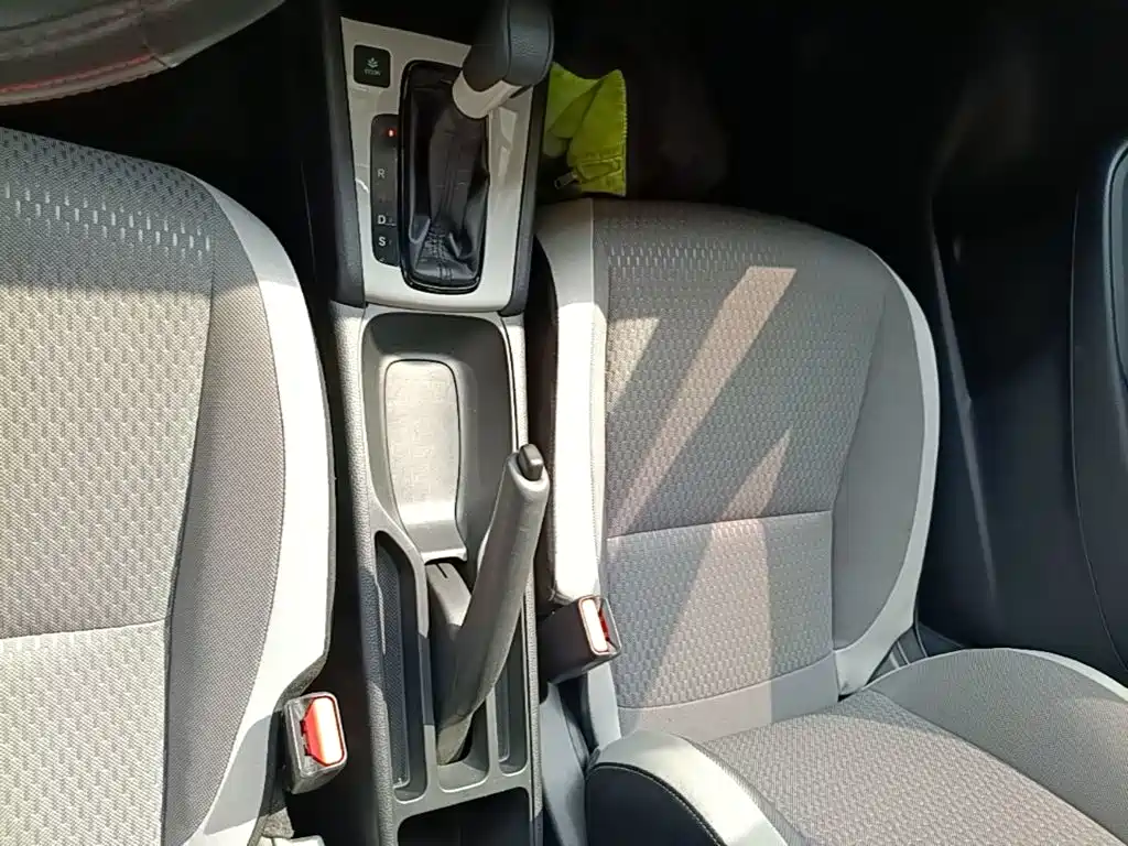 Honda Fit — фото 14