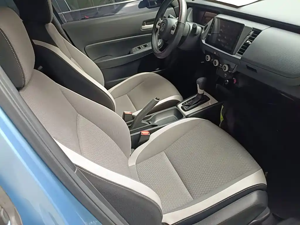 Honda Fit — фото 25