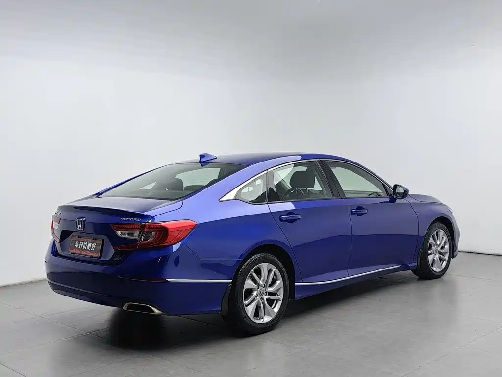 Honda Accord — фото 2
