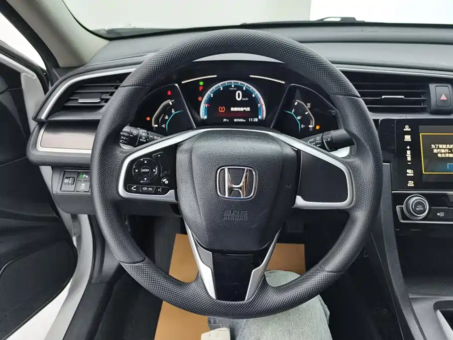 Honda Civic — фото 15