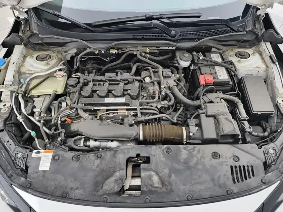 Honda Civic — фото 10