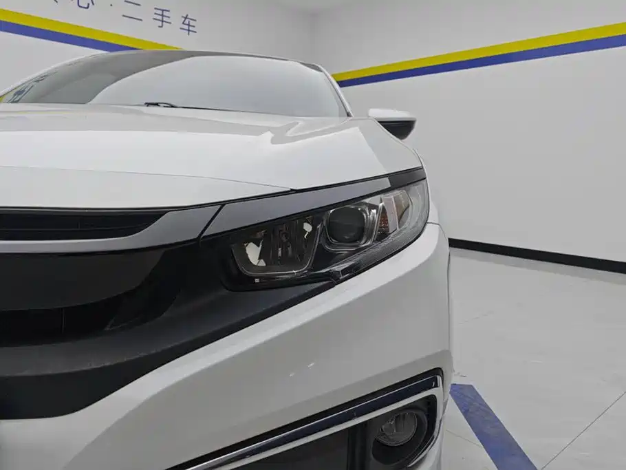 Honda Civic — фото 5