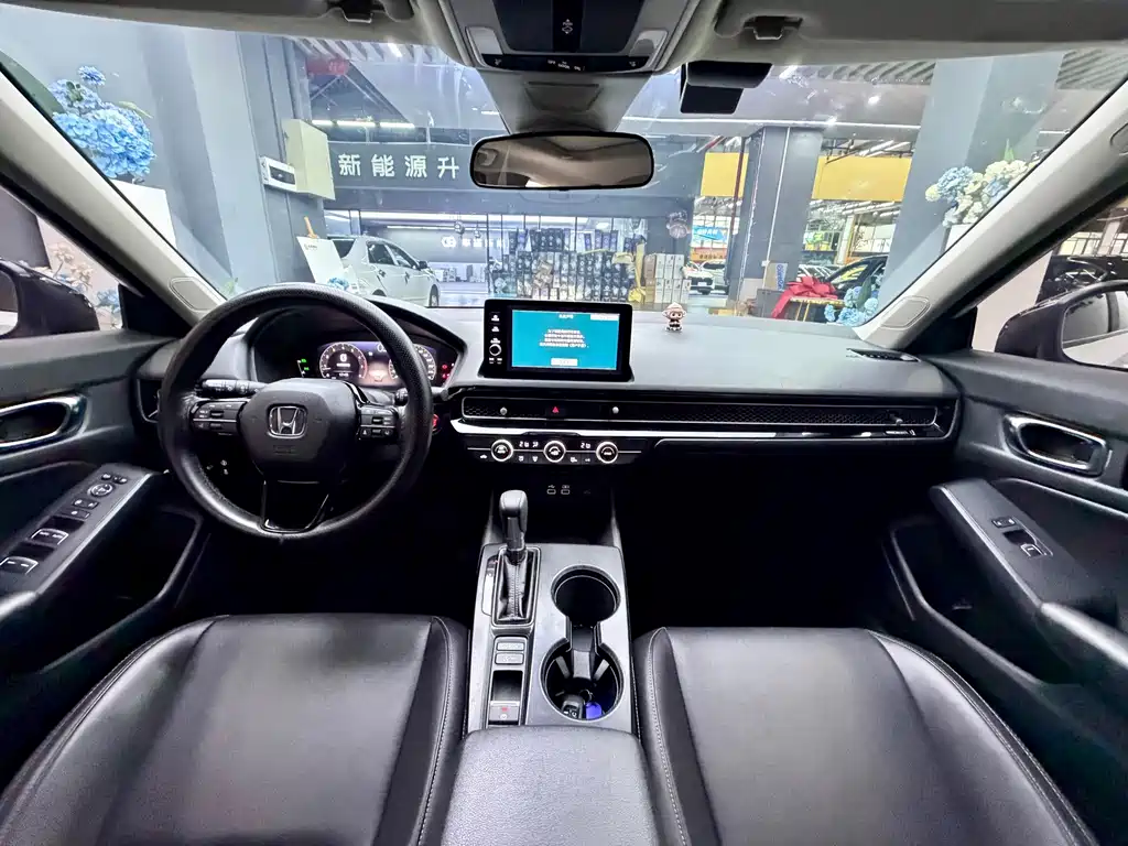 Honda Civic — фото 10