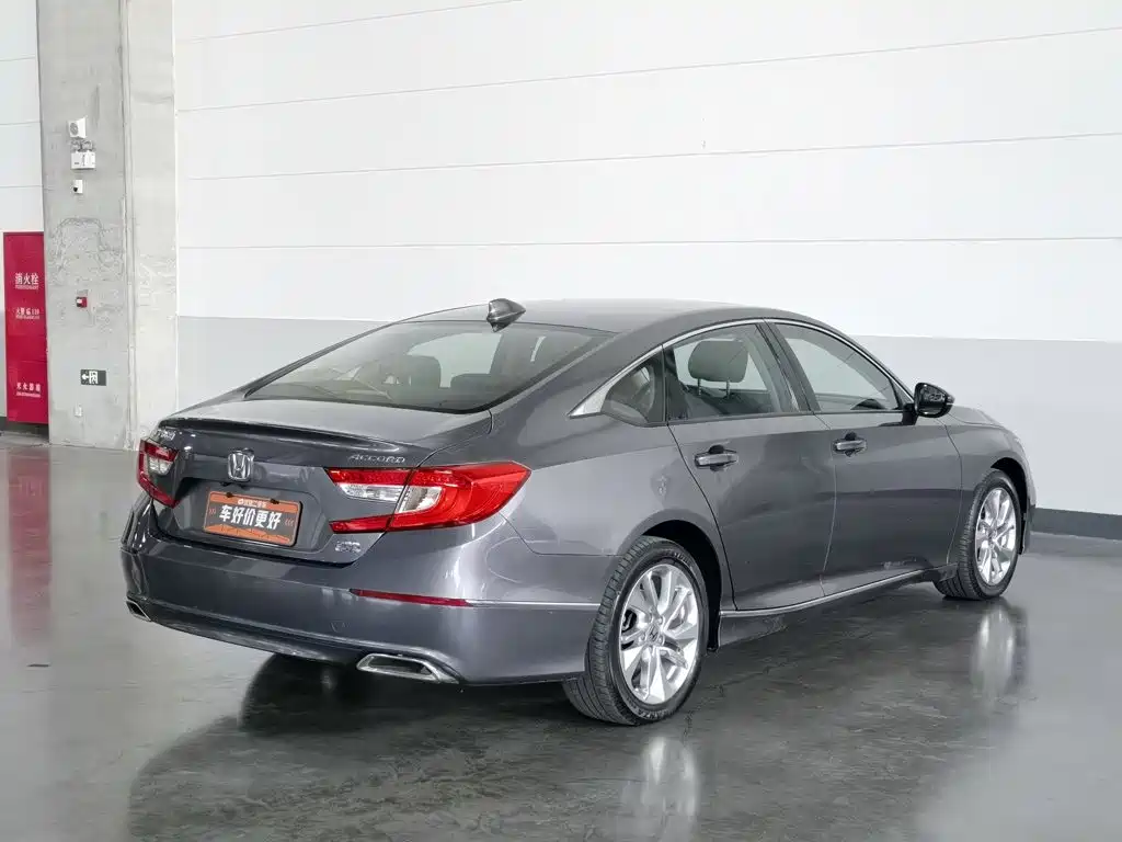 Honda Accord — фото 2