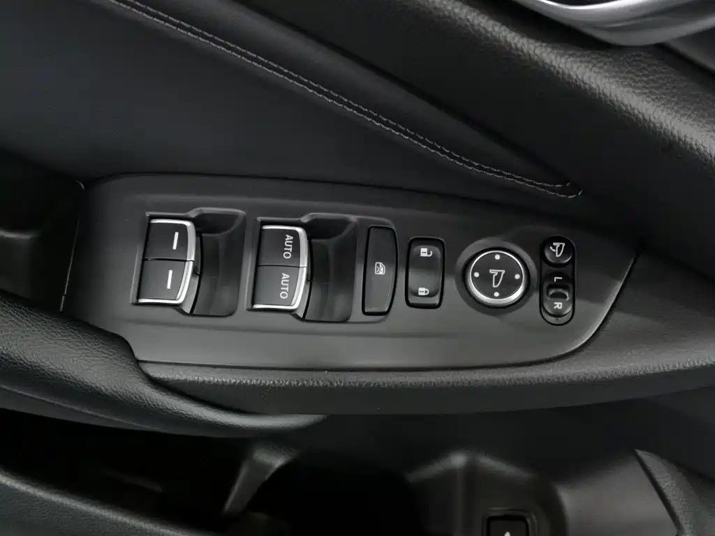 Honda Accord — фото 9