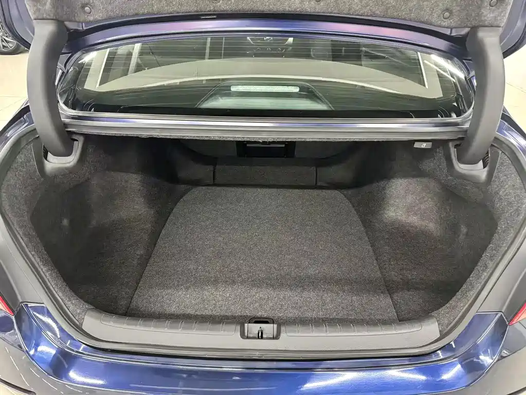 Honda Inspire — фото 17