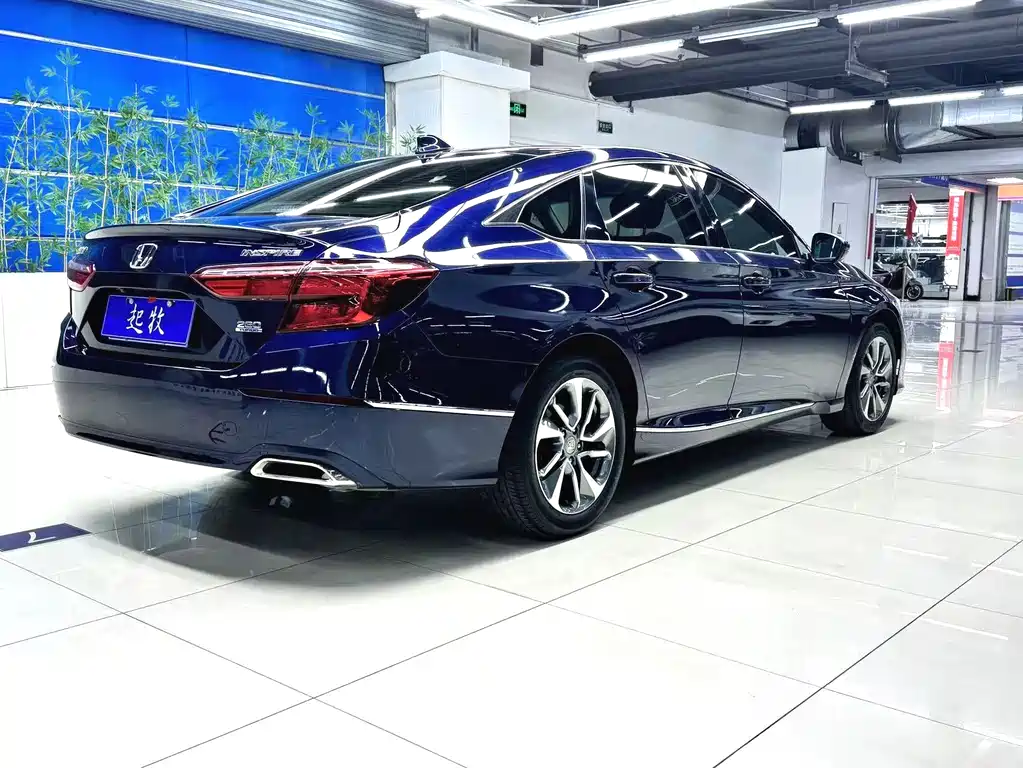 Honda Inspire — фото 4