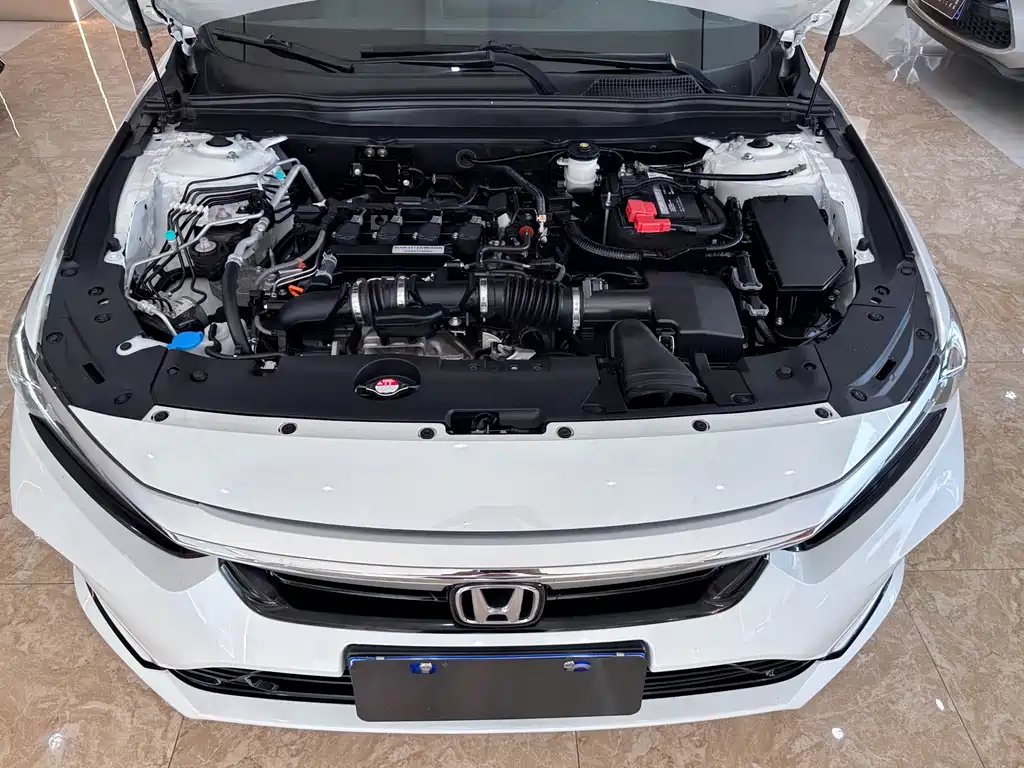 Honda Inspire — фото 15