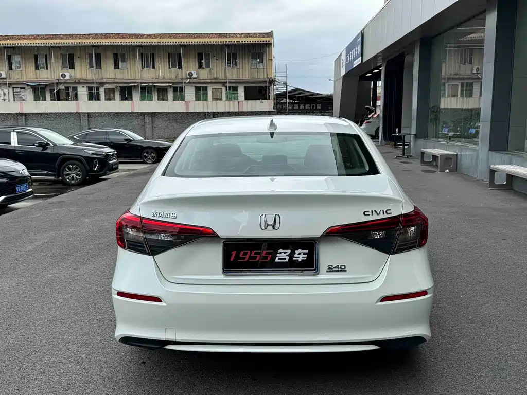 Honda Civic — фото 8