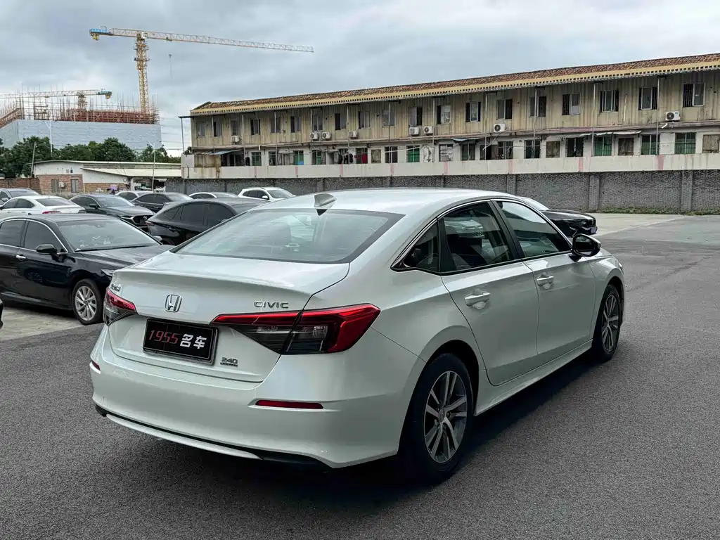 Honda Civic — фото 9