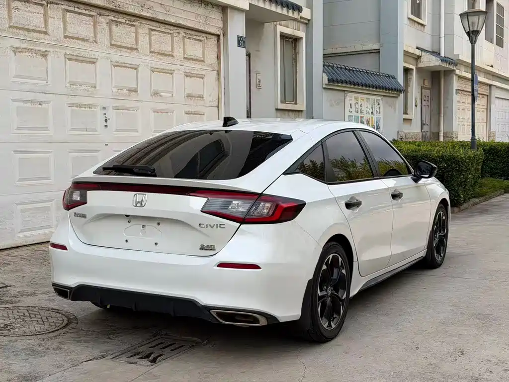 Honda Civic — фото 8