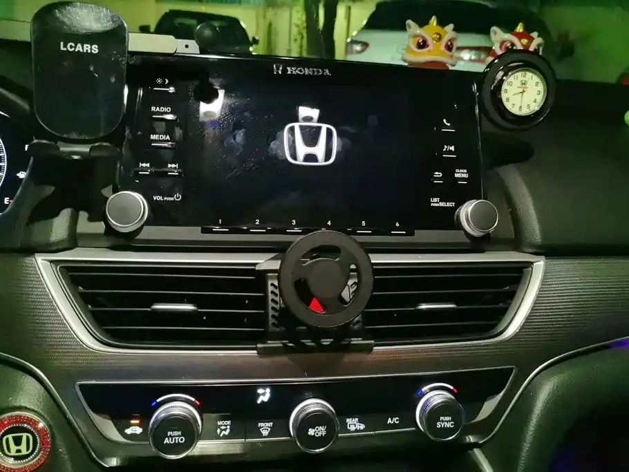 Honda Accord — фото 13